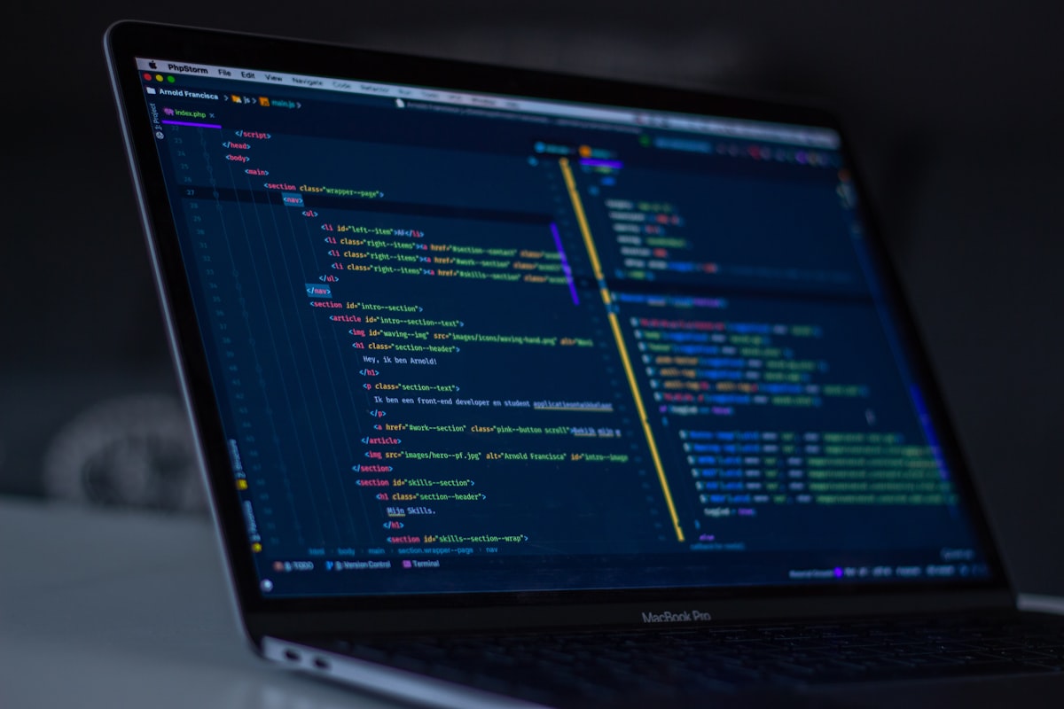 Vibe Coding — Новата ера на програмиране и нейните киберсигурностни рискове
